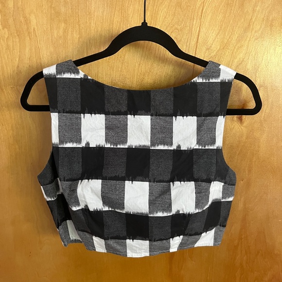 Urban Outfitters Tops - Urban Outfitters Checkered Black and White Women's Crop Top